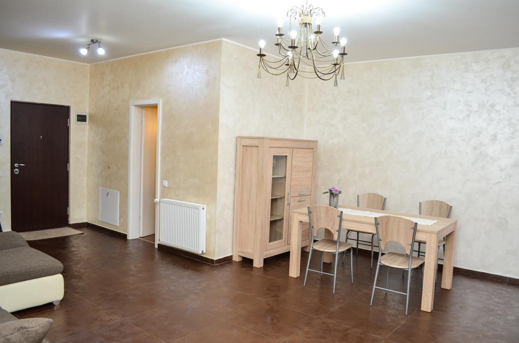 Bhoeme Apartament 오라데아 외부 사진